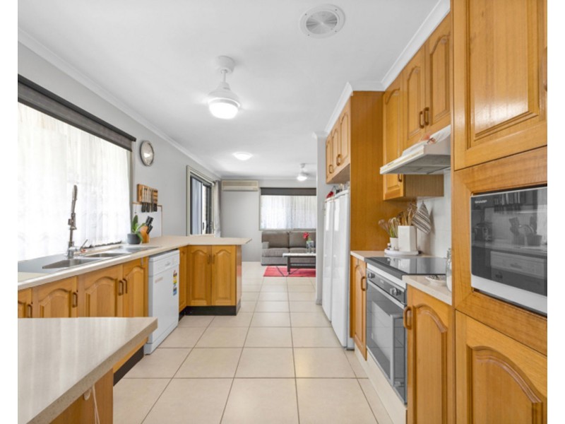 6 Beth Street, Blacks Beach QLD 4740