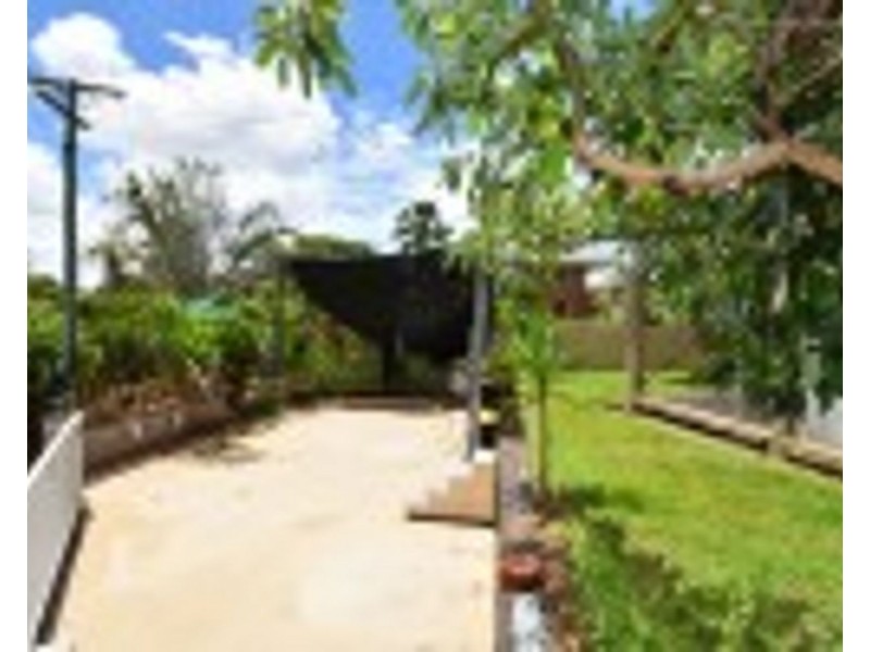 25 Shepherd Road, Eimeo QLD 4740
