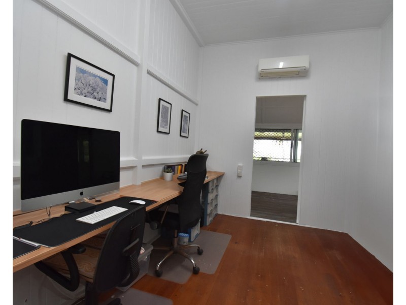 25 Shepherd Road, Eimeo QLD 4740