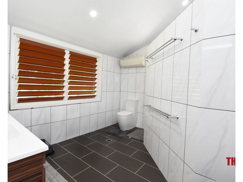 25 Shepherd Road, Eimeo QLD 4740