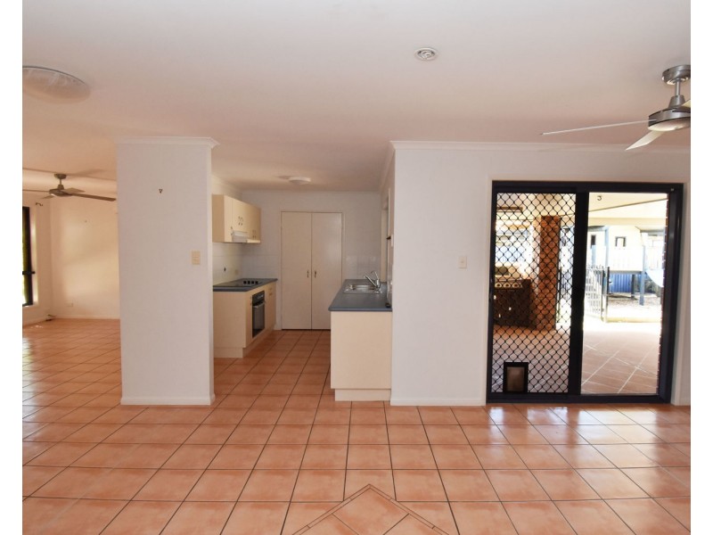 15 Nautilus Parade, Bucasia QLD 4750