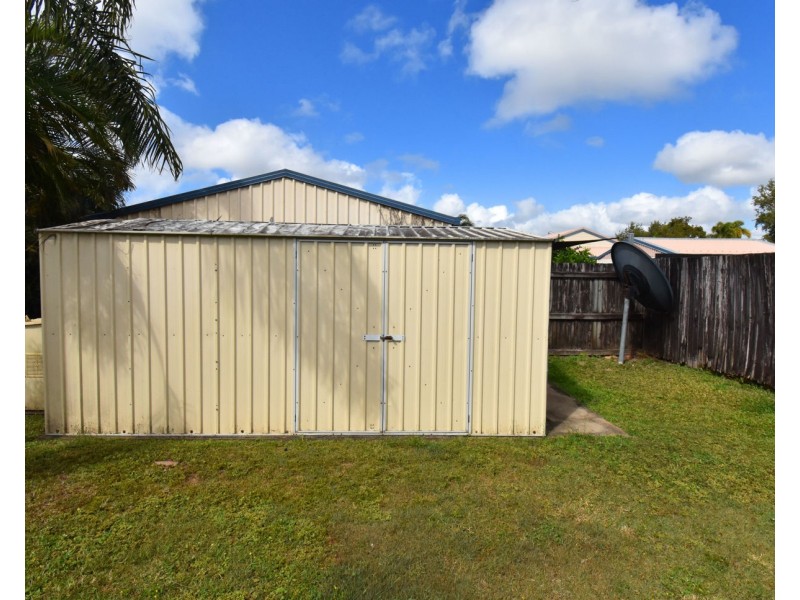 15 Nautilus Parade, Bucasia QLD 4750