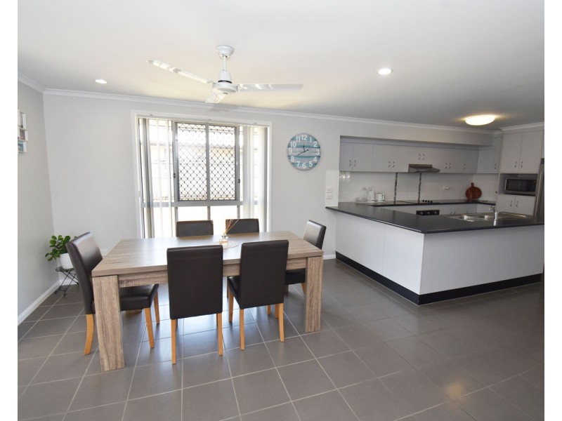 12 Rafter Crt, Rural View QLD 4740