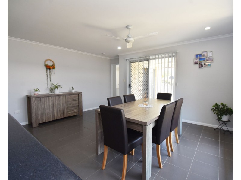 12 Rafter Crt, Rural View QLD 4740