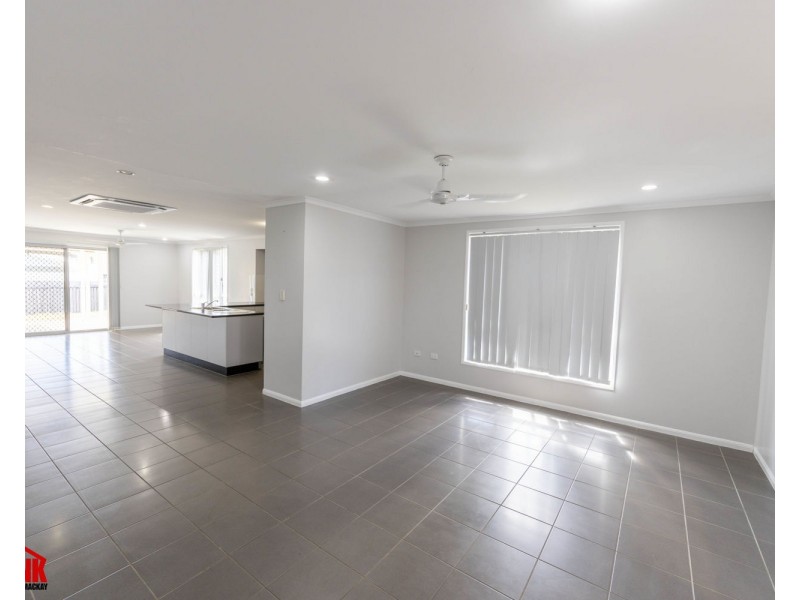 12 Rafter Crt, Rural View QLD 4740