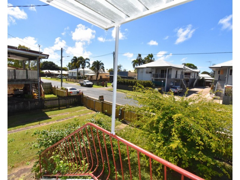 16 Pirie Street, South Mackay QLD 4740