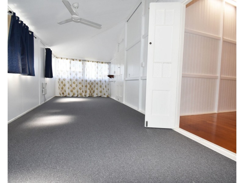 16 Pirie Street, South Mackay QLD 4740