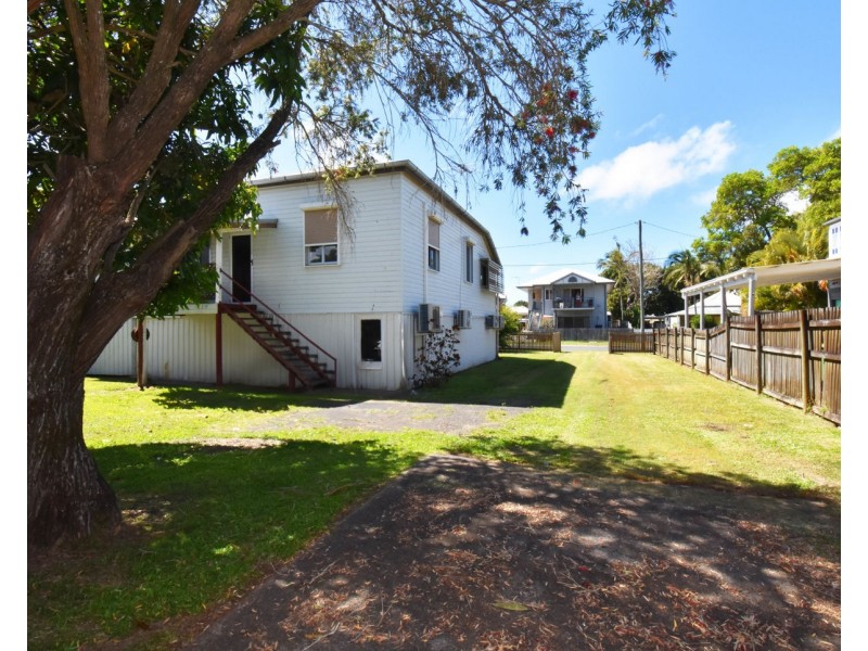 16 Pirie Street, South Mackay QLD 4740