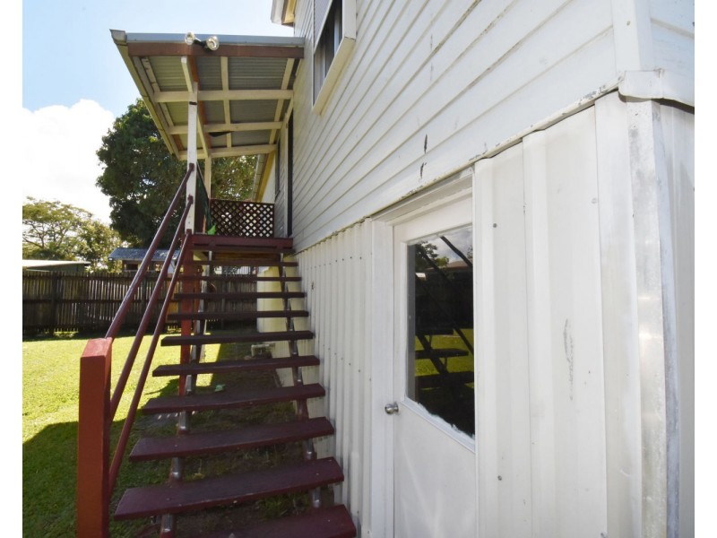 16 Pirie Street, South Mackay QLD 4740