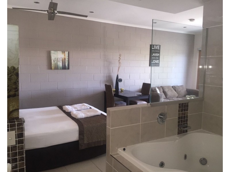 1 Spa 15 Pacific Drive, Blacks Beach QLD 4740