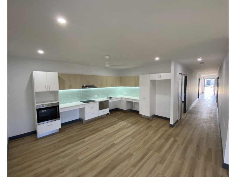 8 Billabong Crescent, Bakers Creek QLD 4740