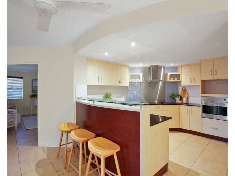 4 Navigator Crt, Shoal Point QLD 4750