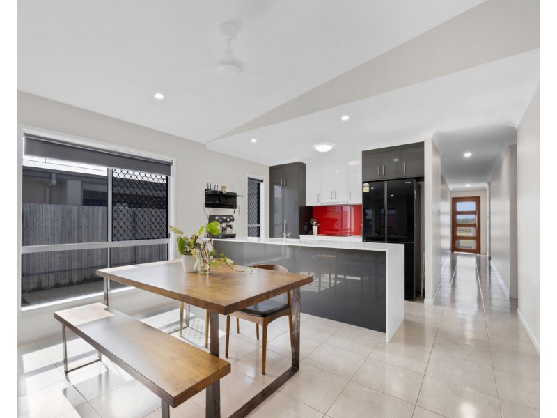 55 Primavera Boulevard, Beaconsfield QLD 4740