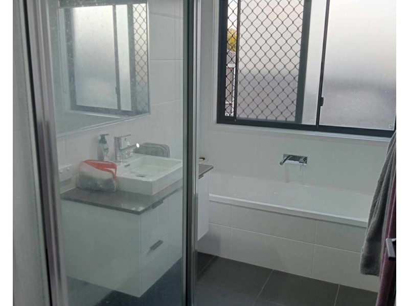 55 Primavera Dr, Beaconsfield QLD 4740