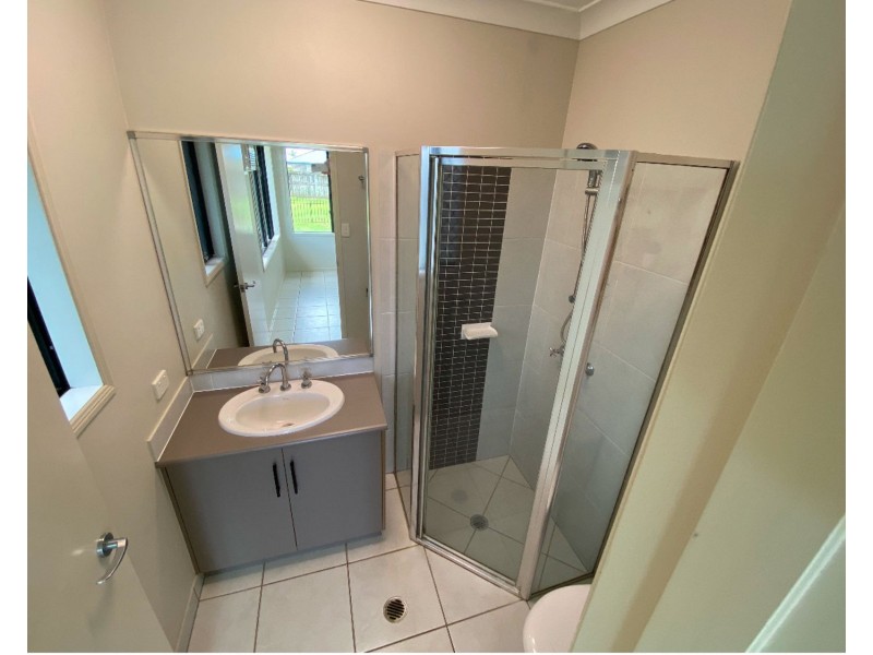 10 Turnbuckle Street, Bucasia QLD 4750