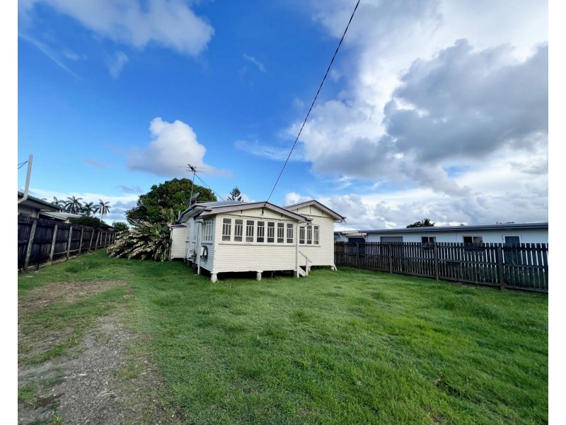 32 Canberra Street, North Mackay QLD 4740