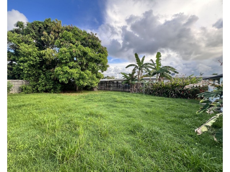 32 Canberra Street, North Mackay QLD 4740