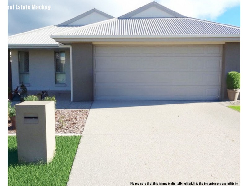69 Newport Parade, Blacks Beach QLD 4740