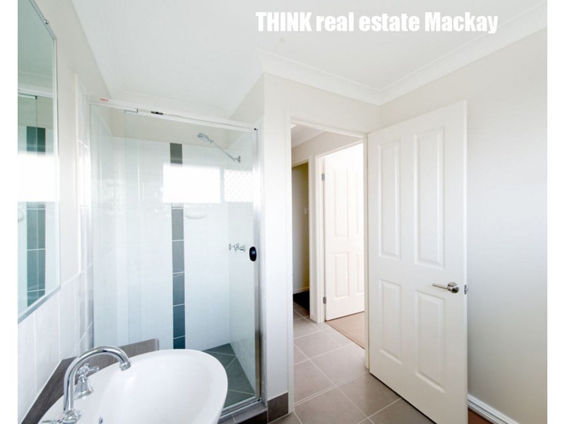 69 Newport Parade, Blacks Beach QLD 4740