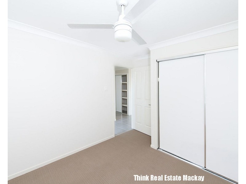 69 Newport Parade, Blacks Beach QLD 4740