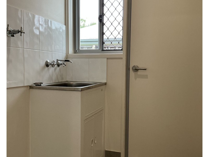 69 Newport Parade, Blacks Beach QLD 4740