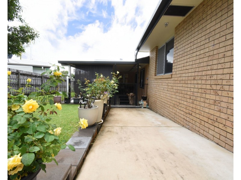 6 Bligh Court, Mount Pleasant QLD 4740