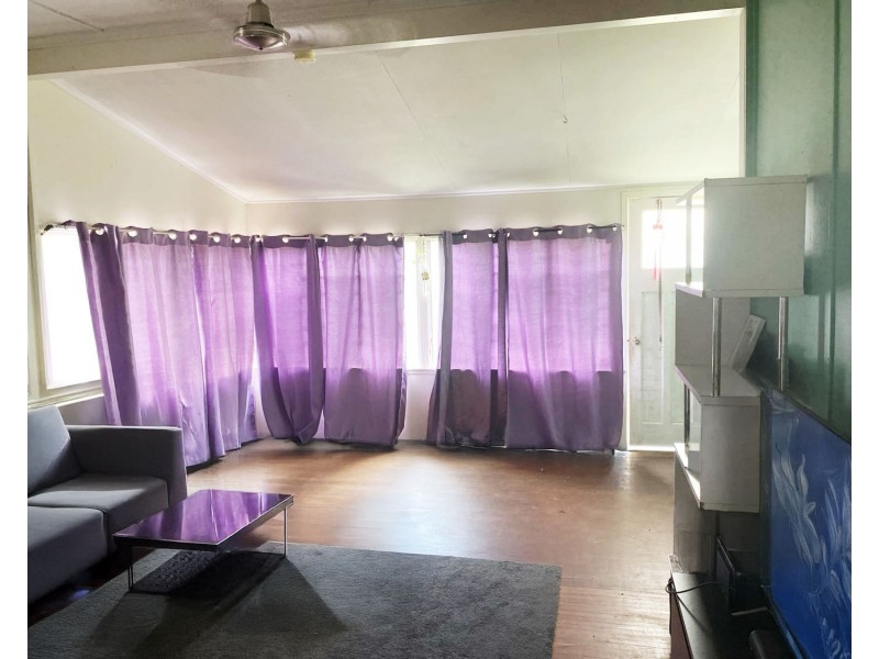 5 Matthew Street, Finch Hatton QLD 4756