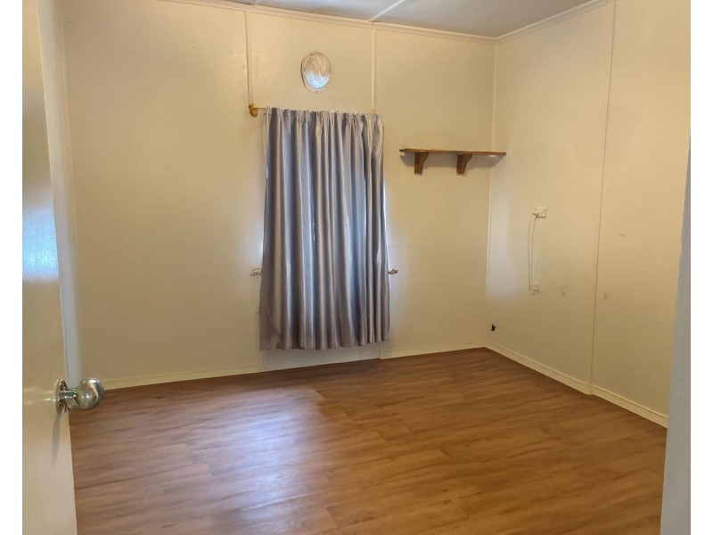 5 Matthew Street, Finch Hatton QLD 4756