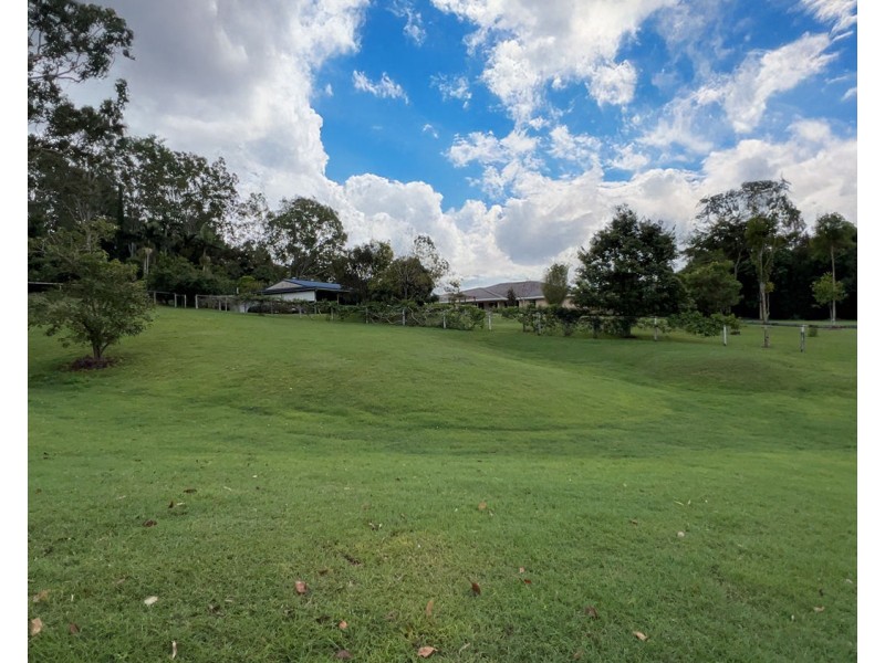 10 Brangus Court, Kuttabul QLD 4741