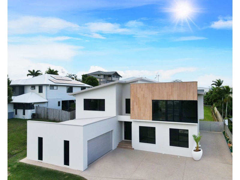 51 Douglas Crescent, Rural View QLD 4740