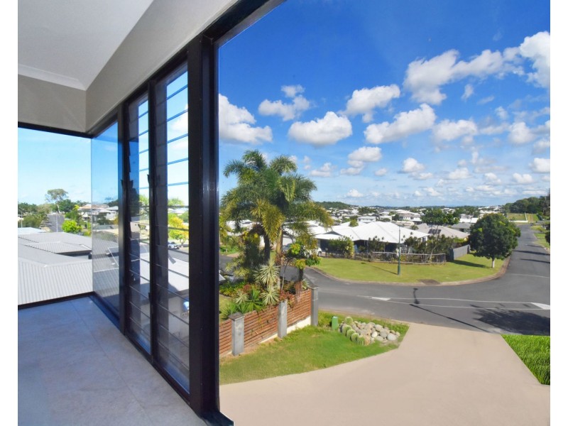 51 Douglas Crescent, Rural View QLD 4740