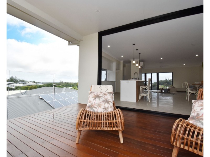 51 Douglas Crescent, Rural View QLD 4740