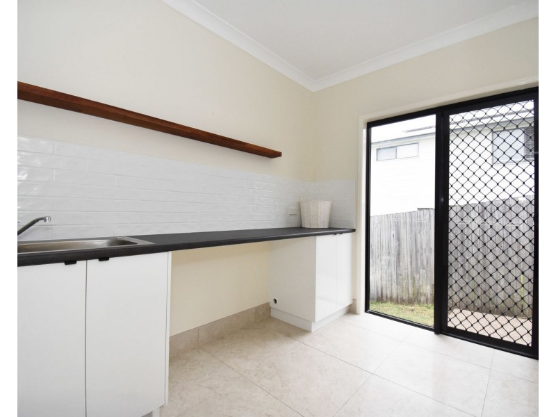 51 Douglas Crescent, Rural View QLD 4740