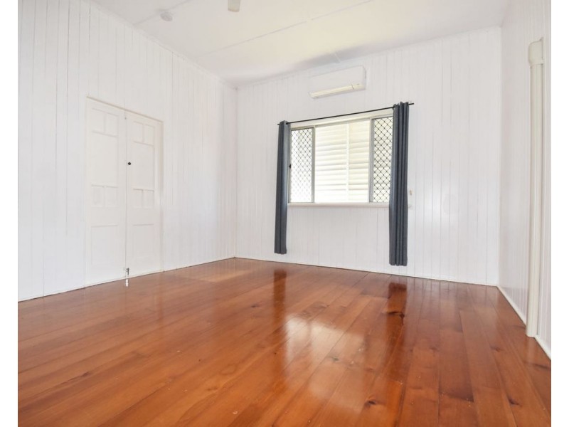 16 Pirie Street, South Mackay QLD 4740