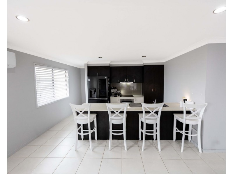 49 Douglas Crescent, Rural View QLD 4740