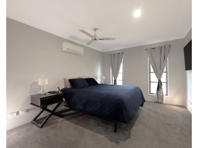 49 Douglas Crescent, Rural View QLD 4740