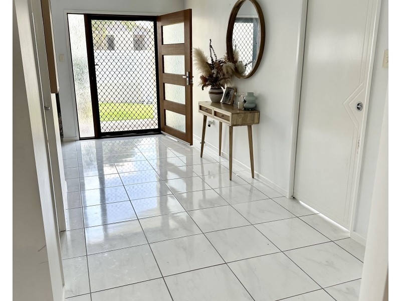 28 Regent Avenue, Richmond QLD 4740