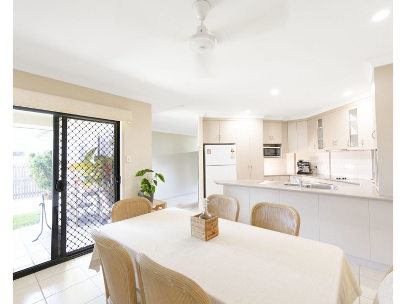 9 Hossack Court, Glenella QLD 4740