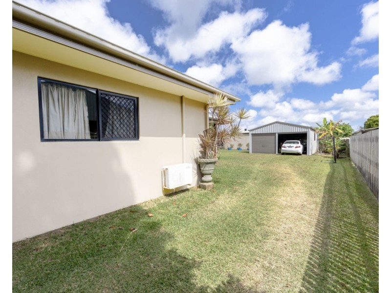 9 Hossack Court, Glenella QLD 4740