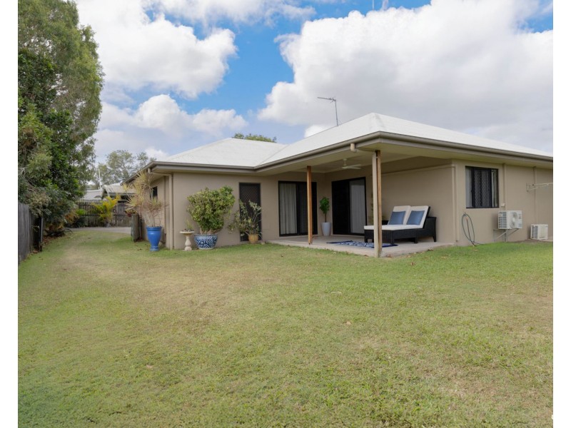9 Hossack Court, Glenella QLD 4740