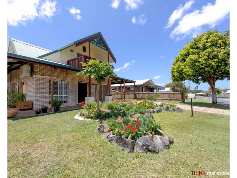 16 LOCHMABEN COURT, Beaconsfield QLD 4740