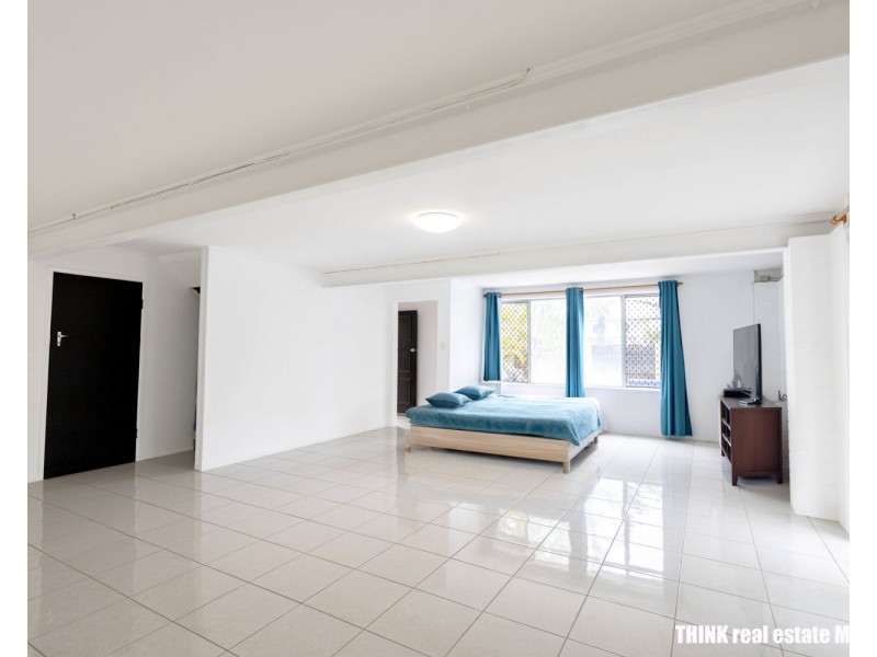 8 Hastings Street, Ooralea QLD 4740