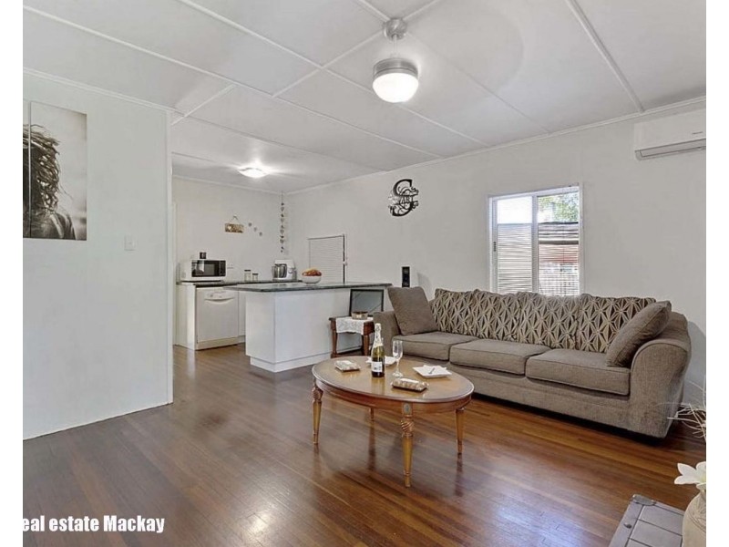 2 Robinson Street, North Mackay QLD 4740