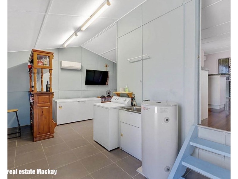 2 Robinson Street, North Mackay QLD 4740