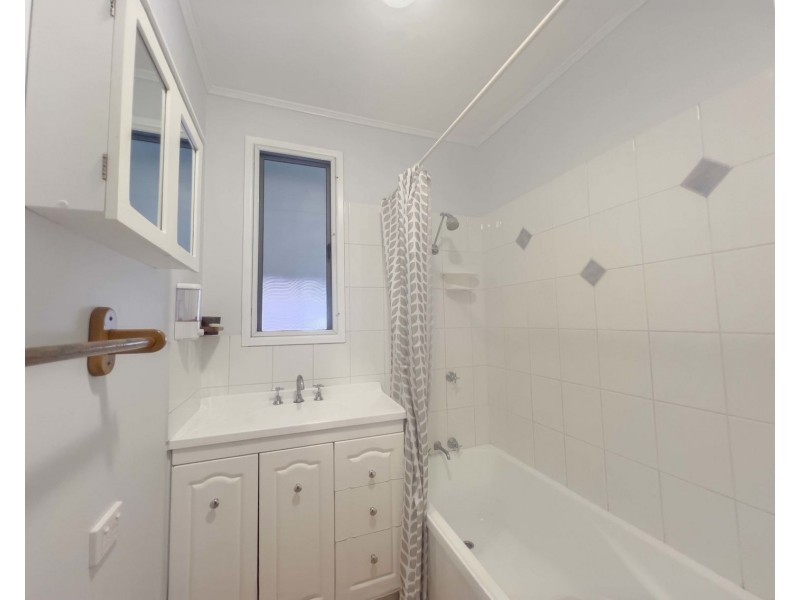 2 Robinson Street, North Mackay QLD 4740