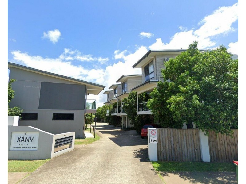 1/3 Coolum Crt, Blacks Beach QLD 4740