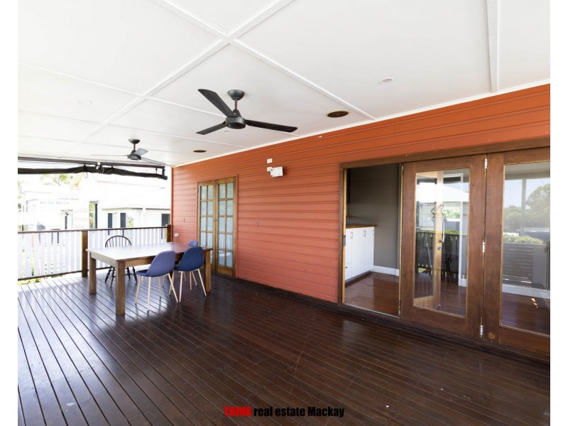 14 Pirie Street, South Mackay QLD 4740