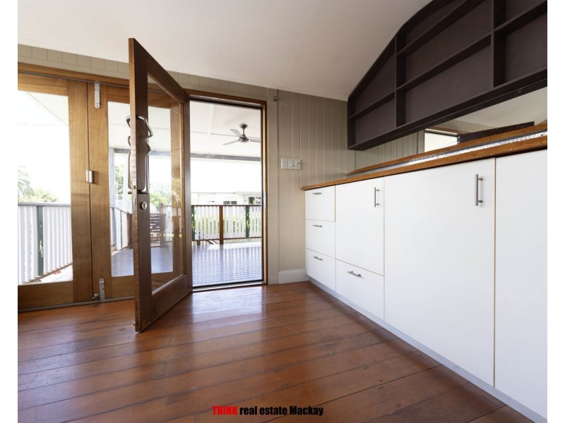 14 Pirie Street, South Mackay QLD 4740