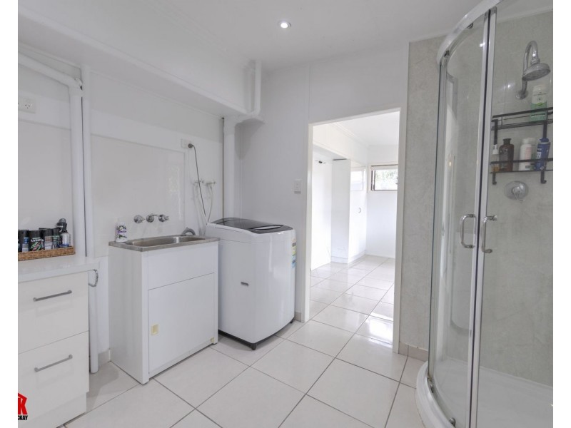 25 Casuarina Street, Slade Point QLD 4740