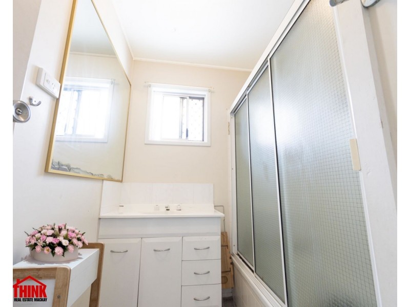 25 Casuarina Street, Slade Point QLD 4740